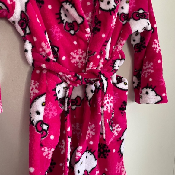 Hello Kitty Pink Plush Fleece Hooded Robe — Youth Size Small - Picture 3 of 4